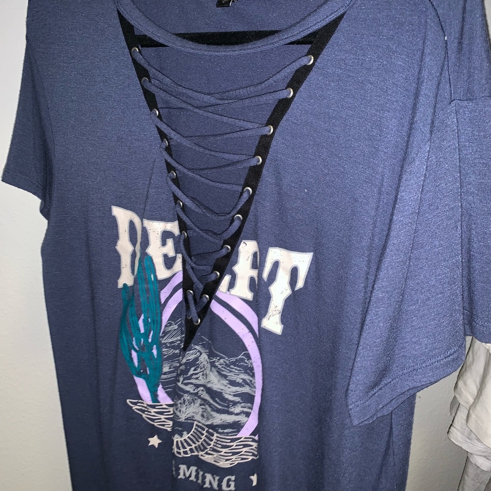 EXPRESS Cross Tied Graphic Tee